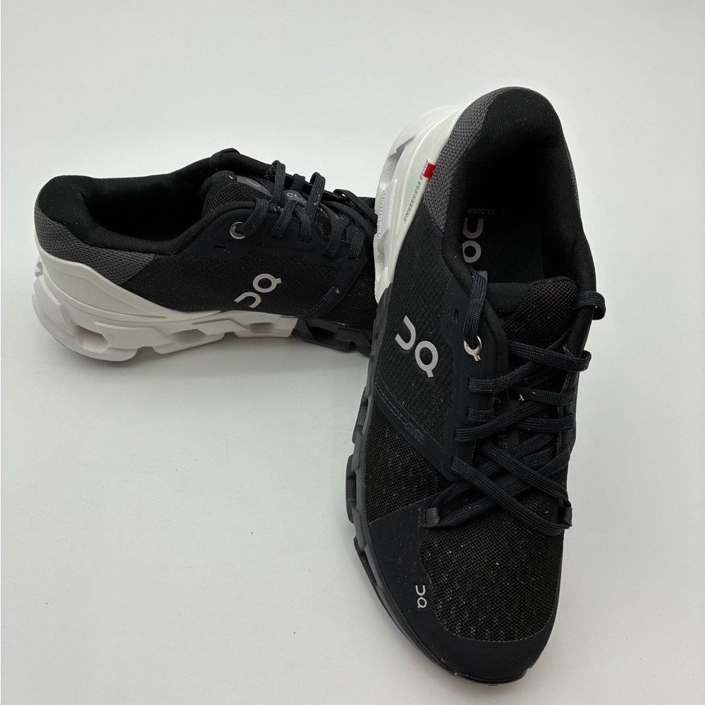 On Cloudflyer 4 Wide Women’s Black/White Shoes, 8